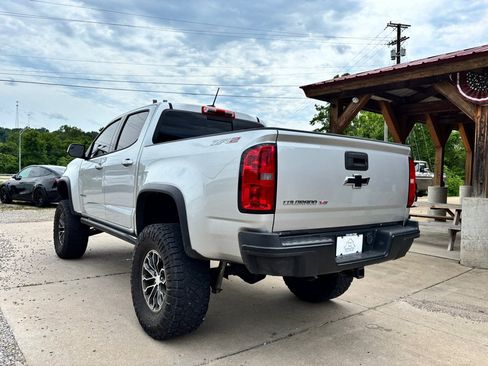 Used 2017 Chevrolet Colorado ZR2 AWD/4WD image 2