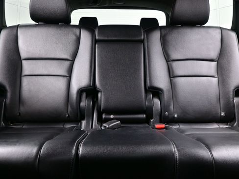 Used 2017 Honda Pilot EX-L image 16