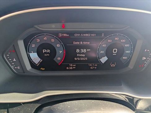 New 2025 Audi Q3 2.0T Premium image 10
