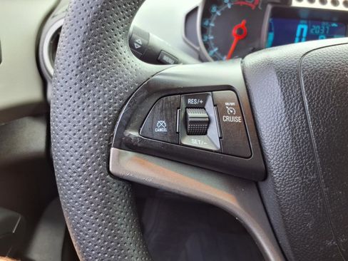 Used 2015 Chevrolet Sonic LT image 23