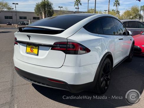 Used 2020 Tesla Model X Long Range image 3
