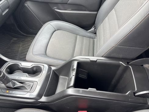 Used 2021 GMC Canyon AT4 image 42