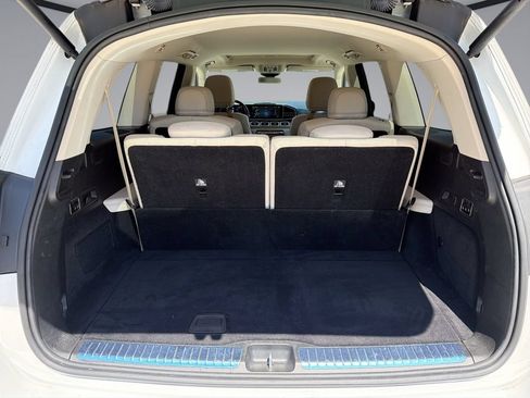 Used 2021 Mercedes-Benz GLS 450 4MATIC image 13