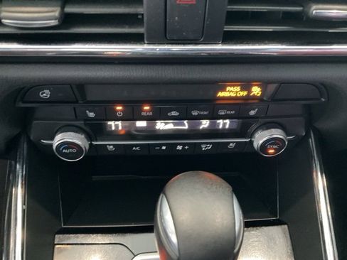 Used 2023 MAZDA CX-9 Carbon Edition image 14