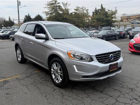 Used 2016 Volvo XC60 T5 Premier image 4