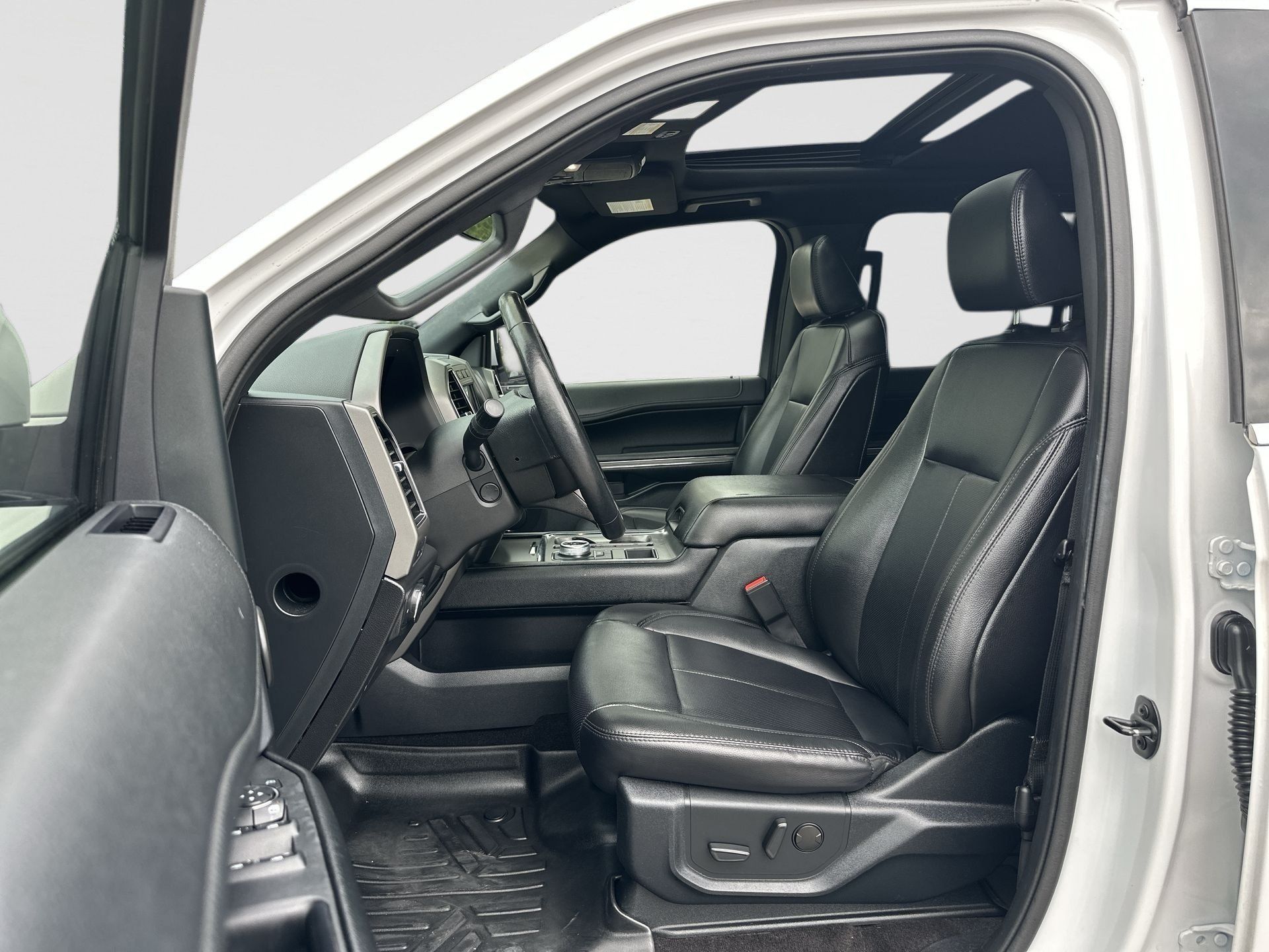 Used 2021 Ford Expedition XLT RWD image 20