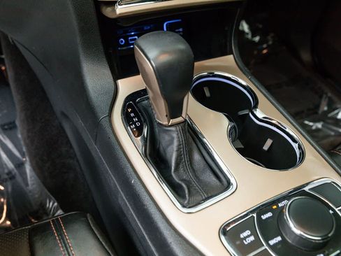 Used 2016 Jeep Grand Cherokee Limited 75th Anniversary image 17