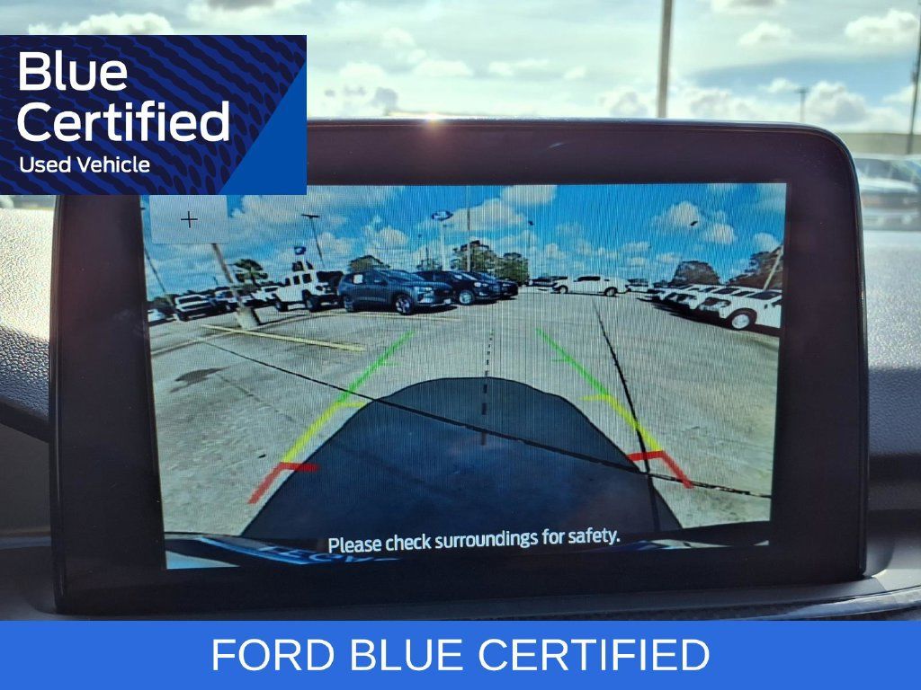 Certified 2025 Ford Escape ST-Line Select AWD/4WD image 10
