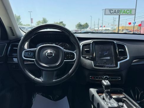 Used 2018 Volvo XC90 T6 Momentum w/ Momentum Plus Package AWD/4WD image 24