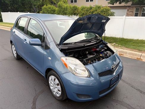 Used 2009 Toyota Yaris 4-Door Hatchback FWD image 33