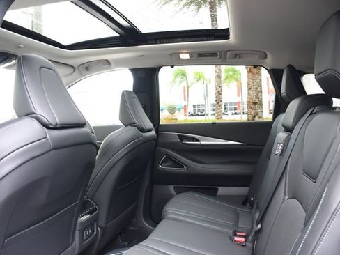 New 2026 INFINITI QX60 Luxe w/ Cargo Package image 29