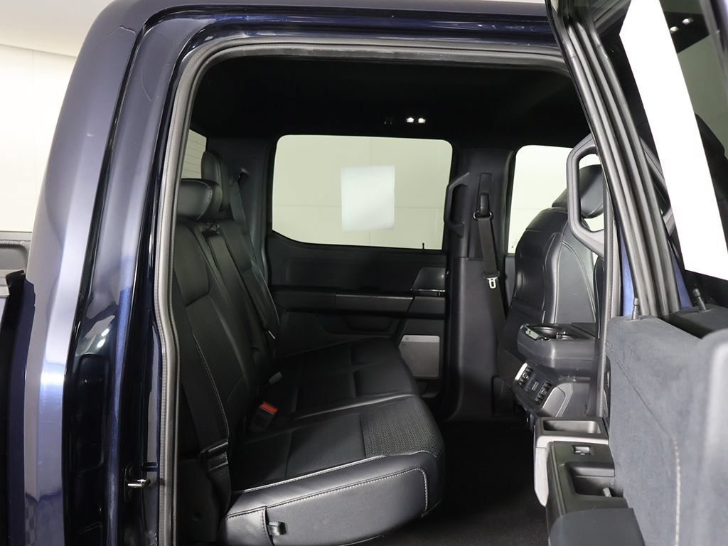 Used 2024 Ford F150 Lariat AWD/4WD image 31