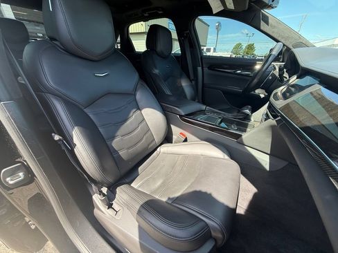 Used 2018 Cadillac CT6 Platinum AWD/4WD image 31
