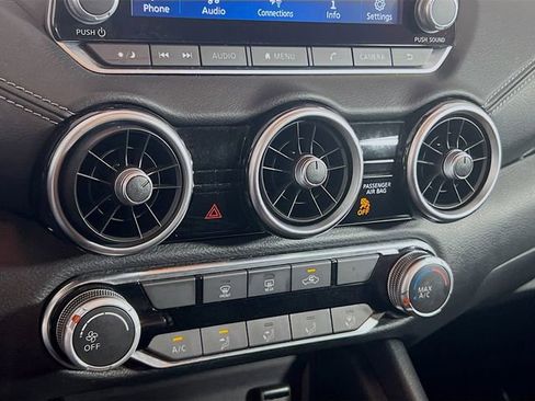 Used 2024 Nissan Sentra SV image 15