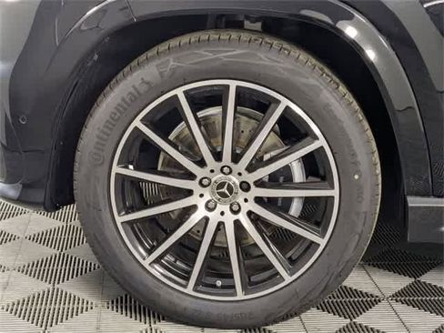 Certified 2025 Mercedes-Benz GLS 450 4MATIC image 12