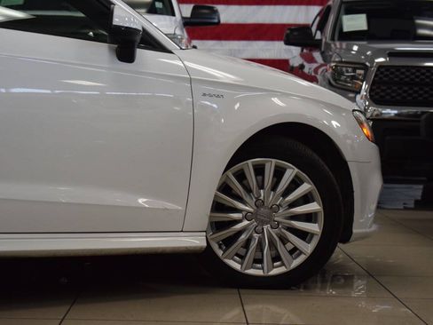 Used 2017 Audi A3 e-tron Premium FWD image 21