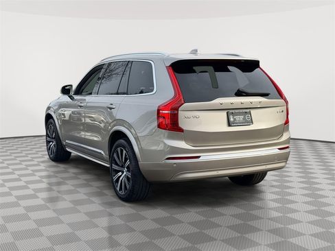 Certified 2024 Volvo XC90 B5 Core w/ Climate Package image 5