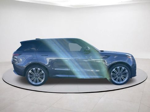 Used 2024 Land Rover Range Rover Sport Dynamic SE AWD/4WD image 6