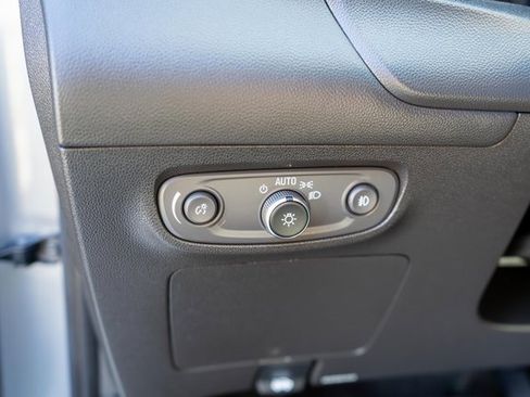 Used 2022 Buick Encore GX Select w/ Sport Touring Package image 21