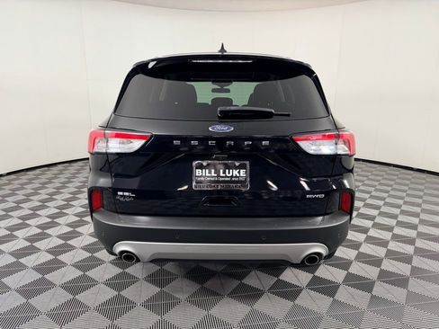 Used 2022 Ford Escape SEL image 9