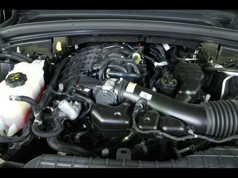 Used 2022 Jeep Grand Cherokee L Limited AWD/4WD image 23