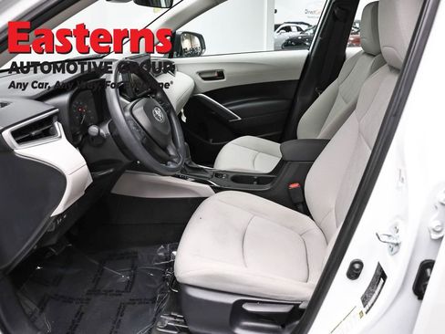 Used 2024 Toyota Corolla Cross L AWD/4WD image 13