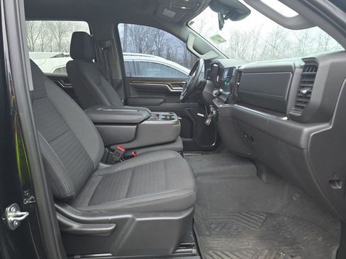 Used 2023 Chevrolet Silverado 1500 LT Trail Boss w/ Protection Package image 5