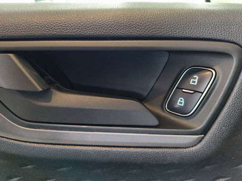 Used 2020 Ford Escape S image 11