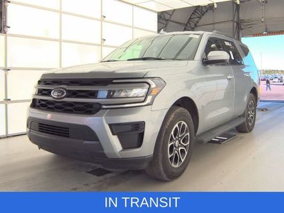Used 2024 Ford Expedition XLT
