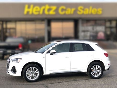 Used 2025 Audi Q3 2.0T Premium image 1