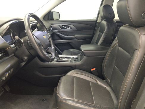 Used 2019 Chevrolet Traverse Premier w/ Redline Edition FWD image 17