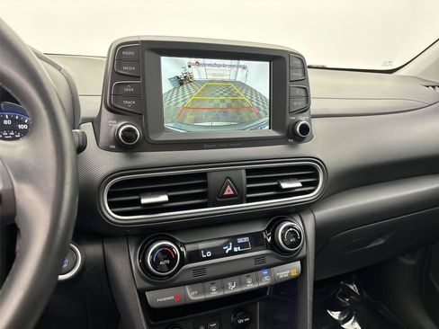 Used 2018 Hyundai Kona Limited AWD/4WD image 30
