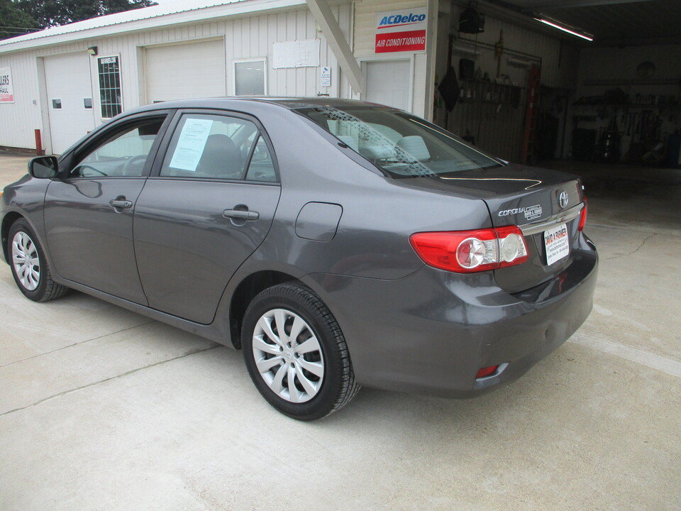 Used 2012 Toyota Corolla LE FWD image 13