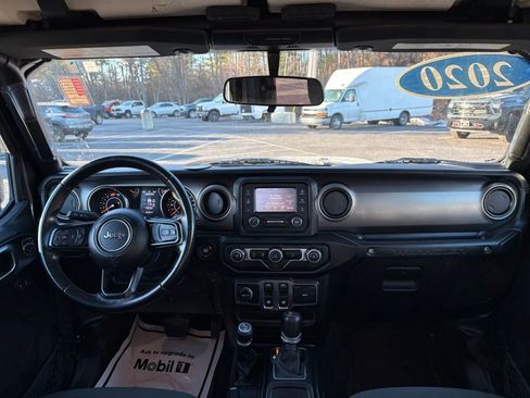 Used 2020 Jeep Wrangler Sport S image 11