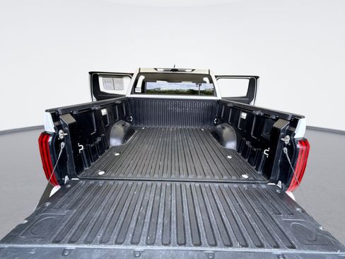 Used 2022 Toyota Tundra SR5 w/ Advanced Technology Package AWD/4WD image 24