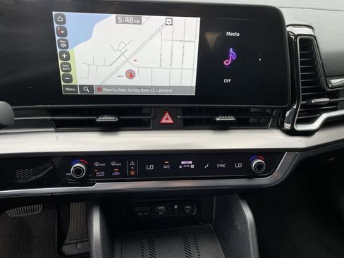 Certified 2023 Kia Sportage EX FWD image 22