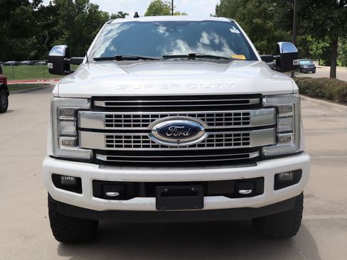 Used 2019 Ford F350 Platinum w/ Platinum Ultimate Package AWD/4WD image 9