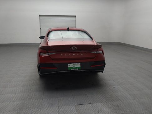 Used 2025 Hyundai Elantra SEL image 6