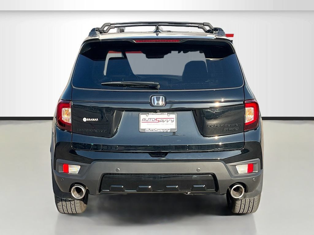 Used 2024 Honda Passport Black Edition image 6