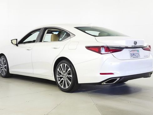 Used 2020 Lexus ES 350 w/ Premium Package FWD image 9
