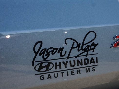 Used 2025 Chevrolet Traverse Z71 w/ LPO, Floor Liner Package image 8