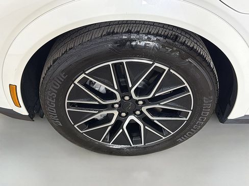 Used 2025 Ford Mustang Mach-E Premium AWD/4WD image 19