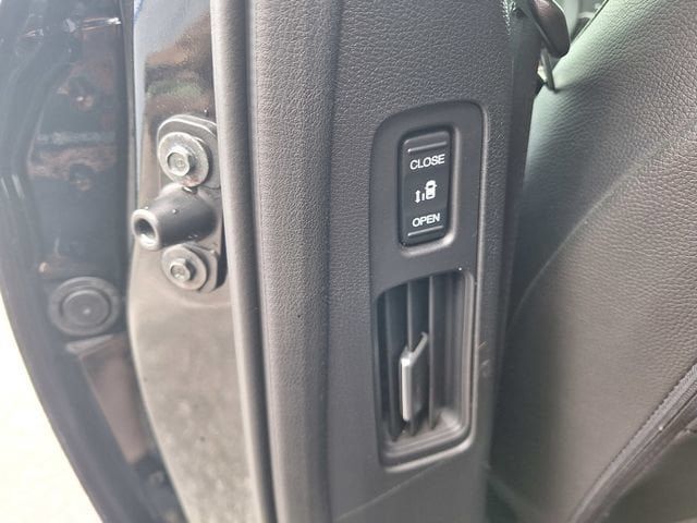 Used 2023 Honda Odyssey EX-L image 16