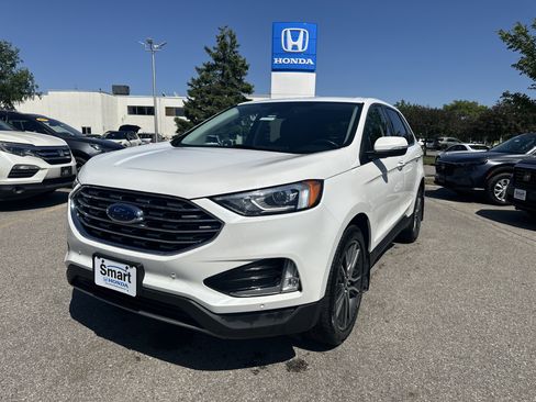 Used 2021 Ford Edge Titanium AWD/4WD image 2