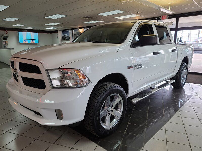 Used 2014 RAM 1500 Express AWD/4WD image 2