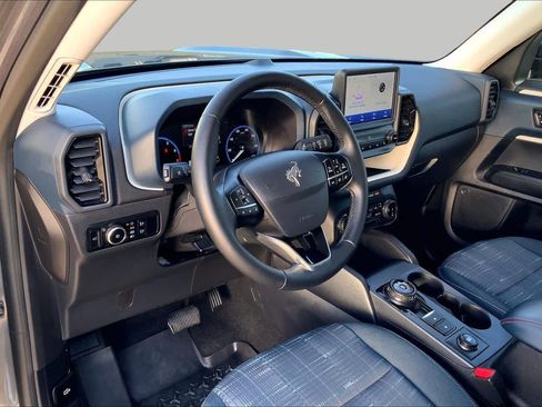 Used 2024 Ford Bronco Sport Heritage w/ Heritage Convenience Package AWD/4WD image 17
