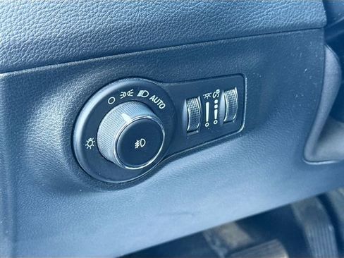 Used 2021 Jeep Compass 80th Special Edition w/ Sun and Sound Group image 12