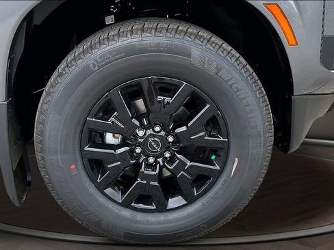 New 2026 Nissan Frontier SV RWD image 12