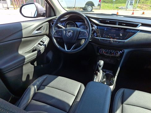 Used 2021 Buick Encore GX Essence w/ Sport Touring Package FWD image 15