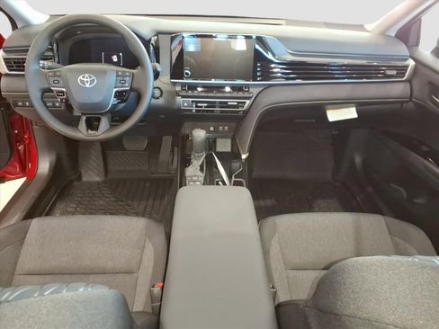 Used 2026 Toyota Camry LE w/ Convenience Package FWD image 11